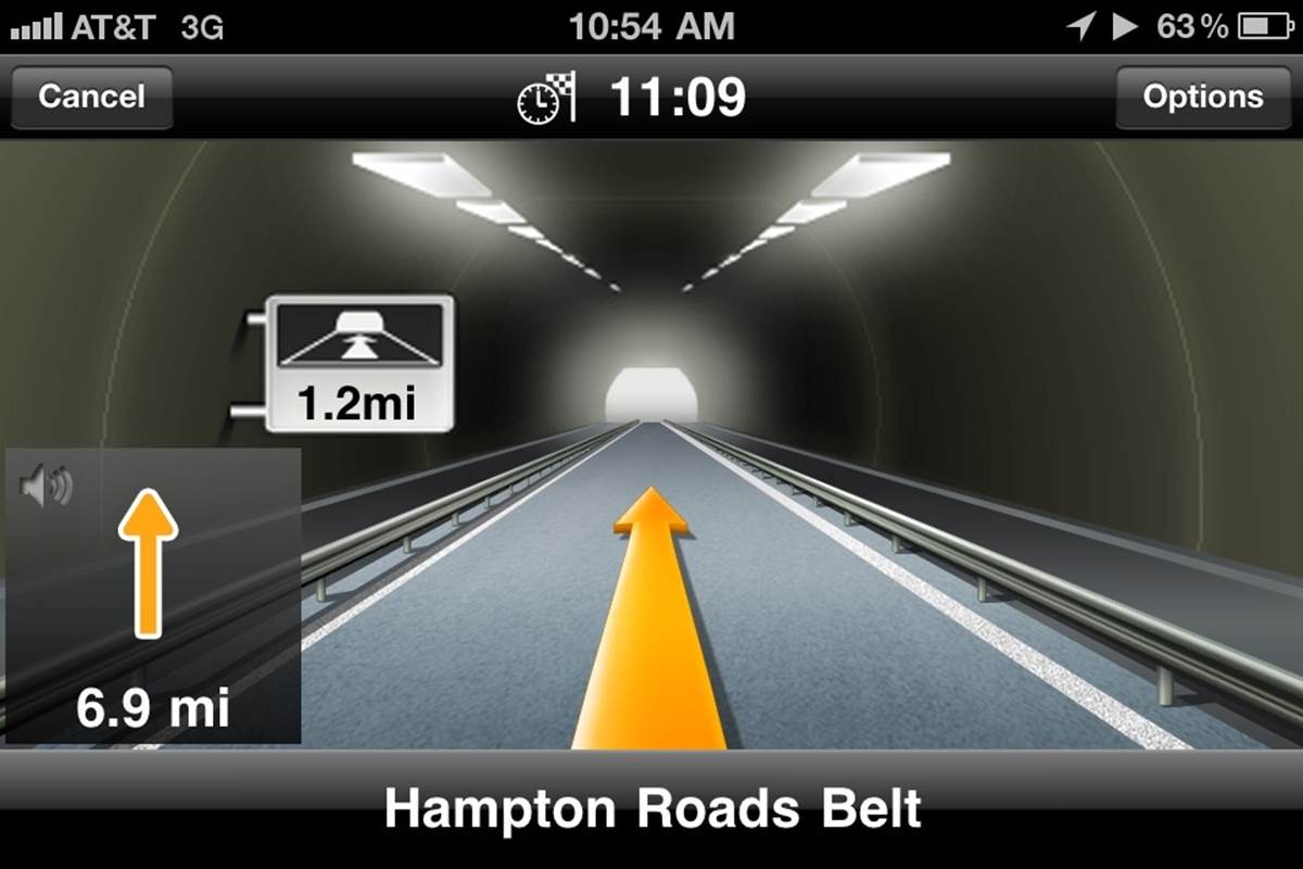 Navigon app changes its background when you go into a tunnel, as well as indicating how long before you reach the tunnel’s end. (Courtesy Little Big Details.)