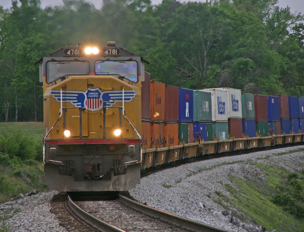 The Union Pacific Railroad uses connected sensors to detect problems with wheel bearings that could cause derailments (image by Emmett Tullos [ravensong75] from Flickr, shared under CC license)